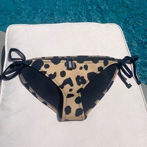 Triangle Bikini Bottoms!